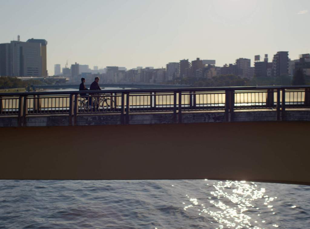 Hạnh phúc của một đời bình&nbsp;thường